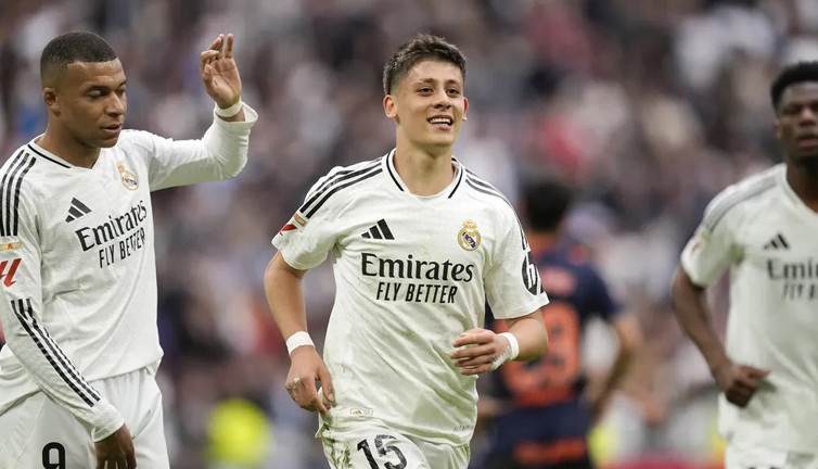 Arda Güler'e büyük övgü! Üç isimden biri