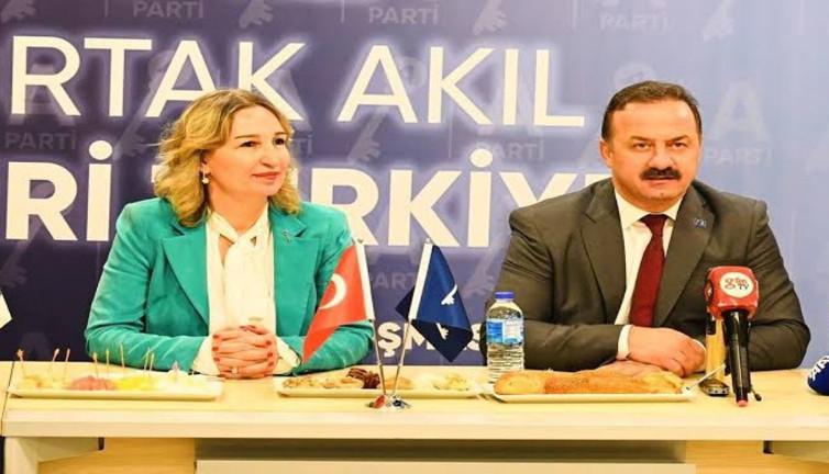 Yavuz Ağıralioğlu Siyasal İslamcı mı? A Parti Genel Sekreterinden iddialara yanıt!