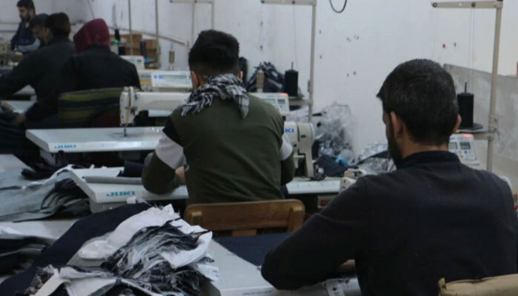 İzinsiz yabancı işçi çalıştıran işverenlere bir ceza daha! Resmi Gazete'de yayımlandı