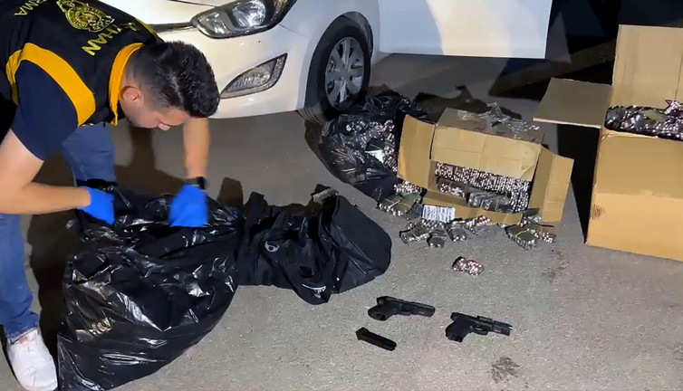 Oto galeride şok operasyon! Zulalar tek tek patlatıldı: Binlercesi ele geçirildi