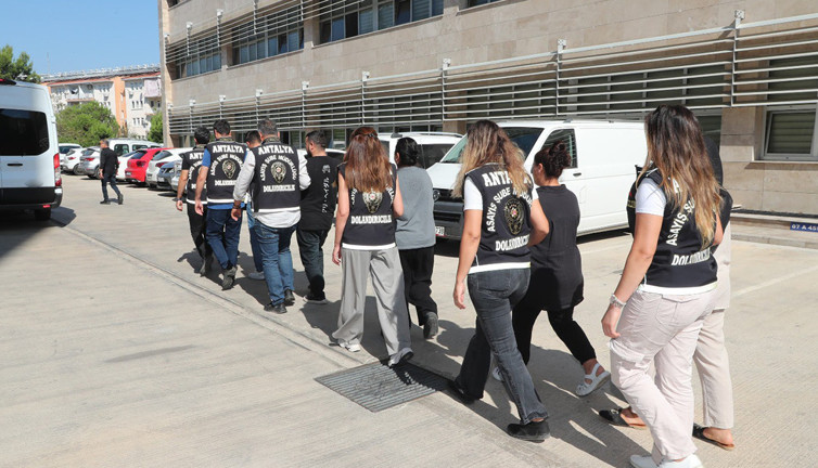 Beyaz eşya tuzağı! Şebeke çökertildi