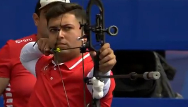 Okçulardan Türkiye'ye altın madalya!