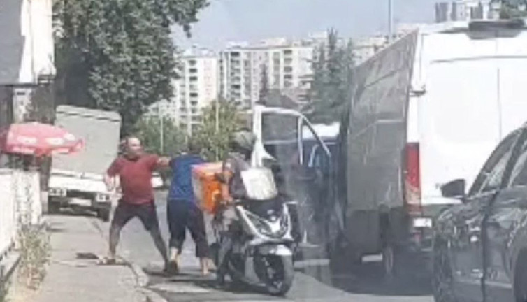 Cip sürücüsü öfkelenip vurdu! Sürücü bayıldı