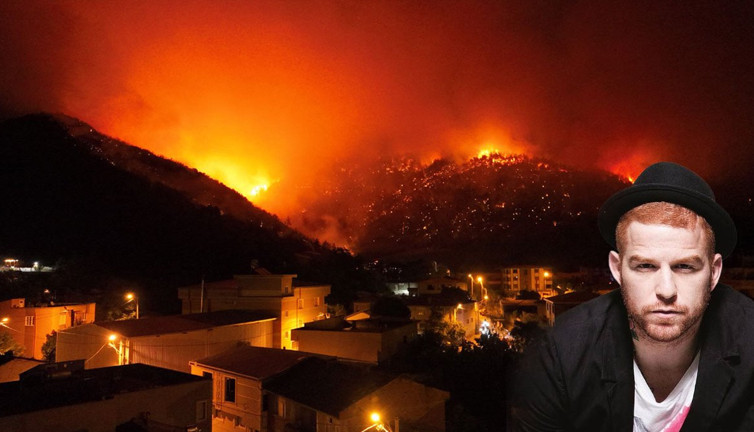 Yangın haberi geldi! Athena konseri yarıda kesildi