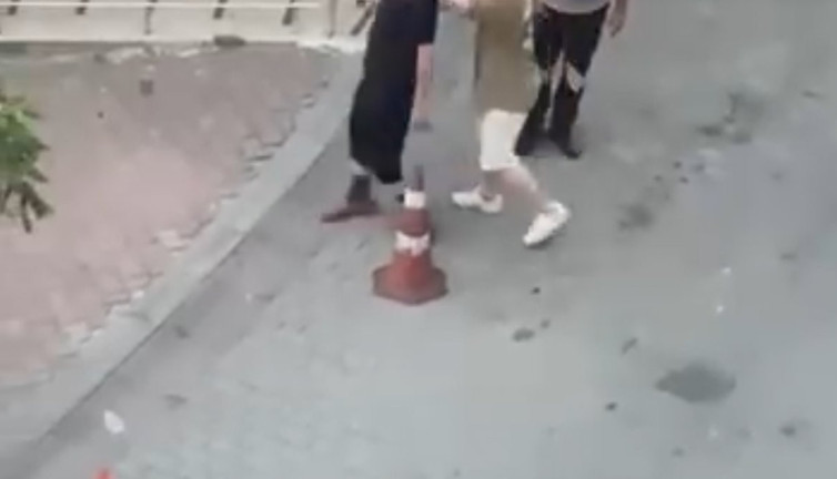 İstanbul'da sokak magandası dehşet saçtı!