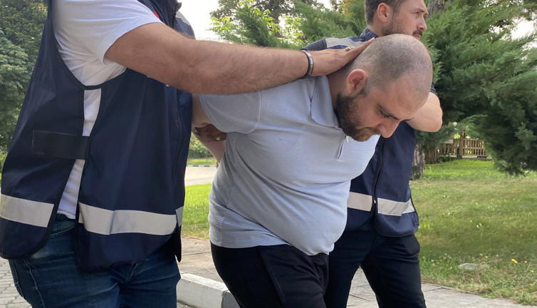 Interpol operasyonu sonuç verdi! 5 yıldır aranıyordu