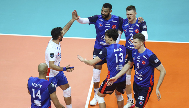 İki yıldız takımında kaldı