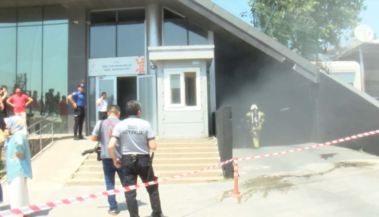Yangın alarmı çaldı! İstanbul’da kamu bunasında yangın