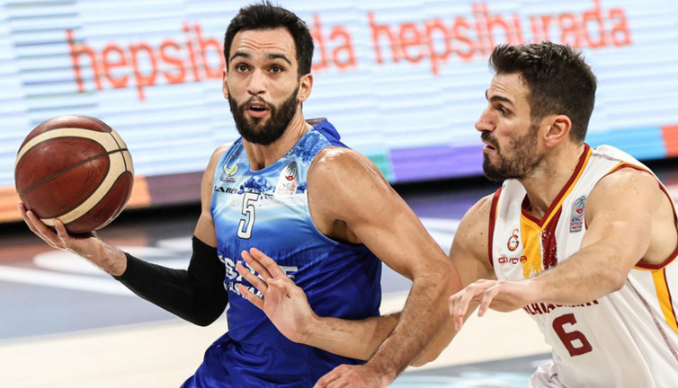 Gaziantep Basketbol Erdem İlter'i renklerine bağladı