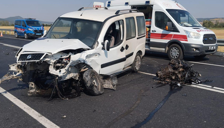 Samsun'da ölümcül çarpışma! Sürücü araçtan fırladı