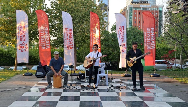 Ataşehir’de yaz akşamları müzikle şenleniyor