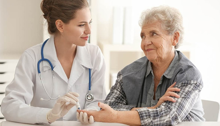 Diyabet hastalarını bekleyen yaz tuzakları! Şekeri olanlara uzmanlardan hayat kurtaran uyarılar