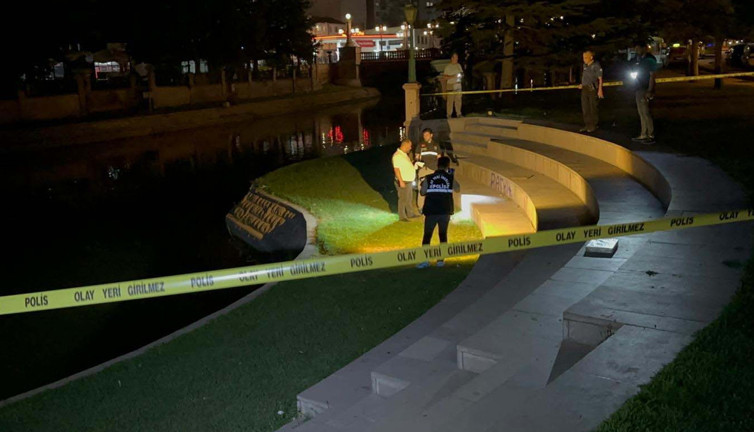 Alkol sonrası çifte felaket! Kalbi durdu, arkadaşı yoğun bakımda