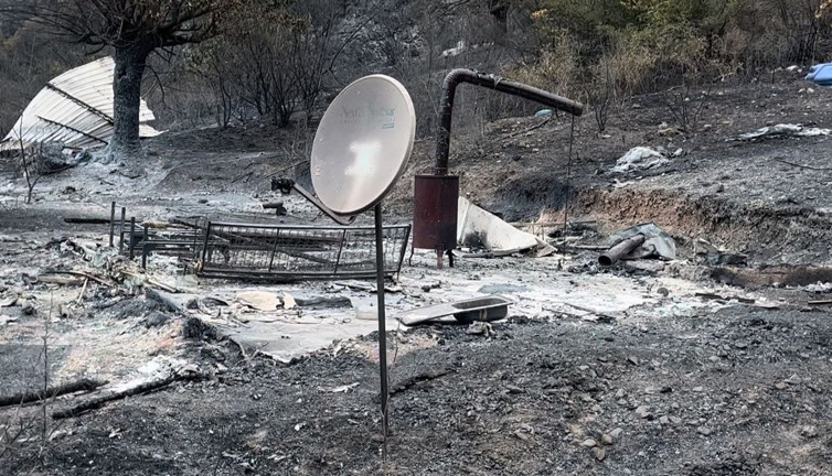 Doğa kavruldu! Geriye sadece demir kaldı