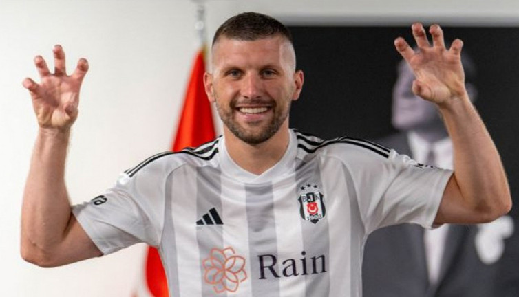 Eski Beşiktaşlı oyuncu evine geri döndü