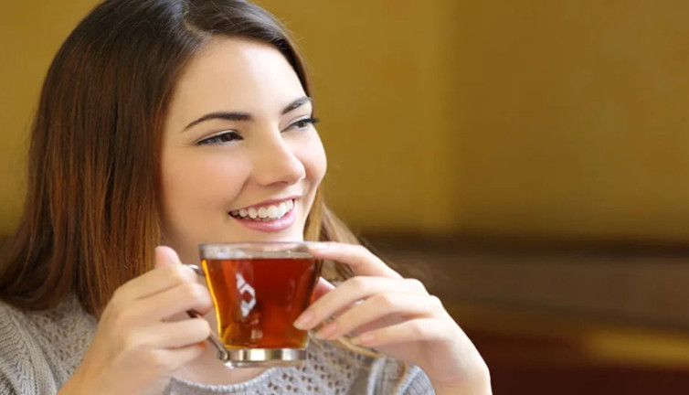 Çayı böyle içenler yandı! Ölümü tetikliyor