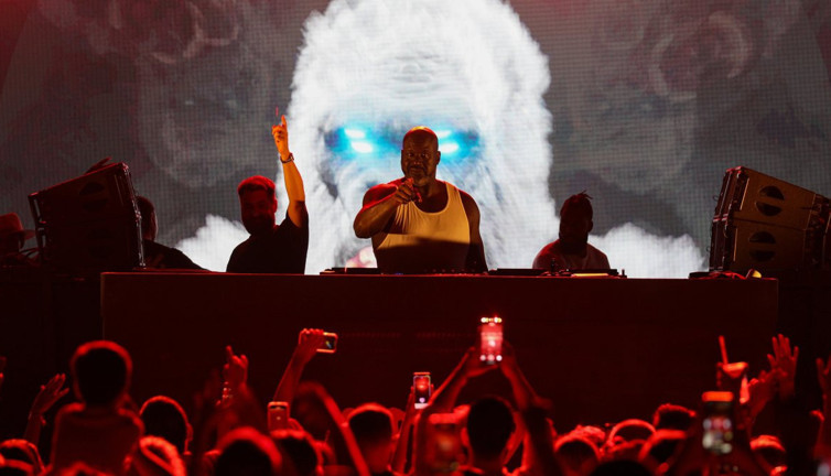 Shaq Antalya’yı salladı: DJ Diesel sahneyi ateşe verdi!