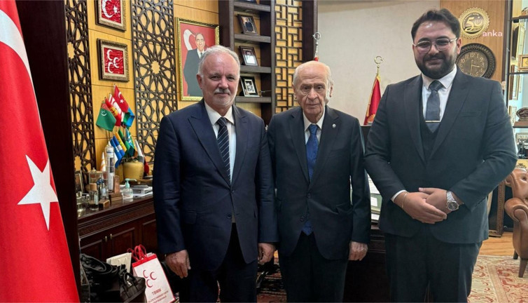 DEM'li eski vekilden Bahçeli'ye sürpriz ziyaret!