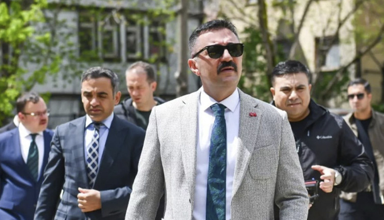 Tunceli valisini görevden alan isim ortaya çıktı! Bu kadarı da beklenmiyordu… Teröristlerin anmasına izin vermemişti…