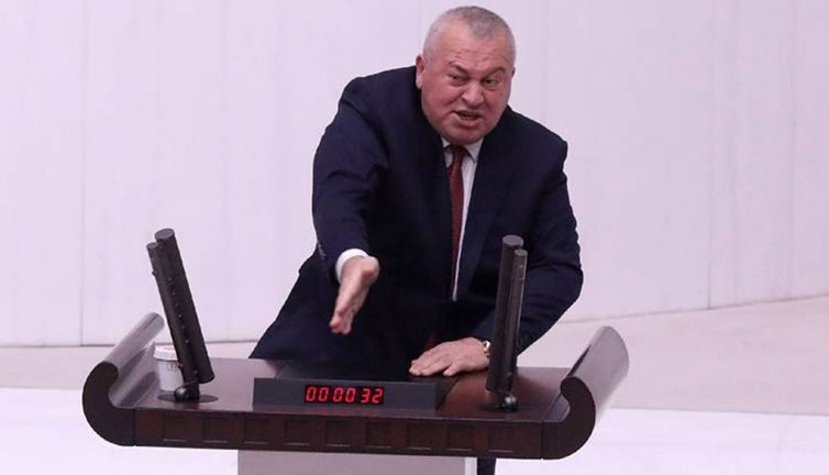 Cemal Enginyurt suskunluğunu bozdu!