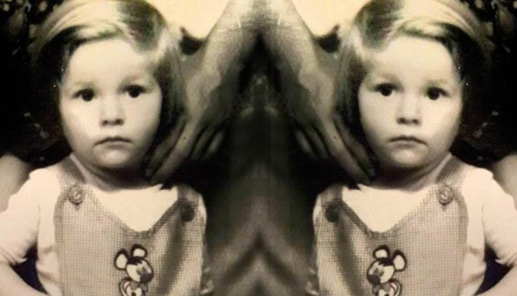 Ünlü sanatçının çocukluk fotoğrafı ortaya çıktı: 46 yaşındaki yıldızı tanıdınız mı?