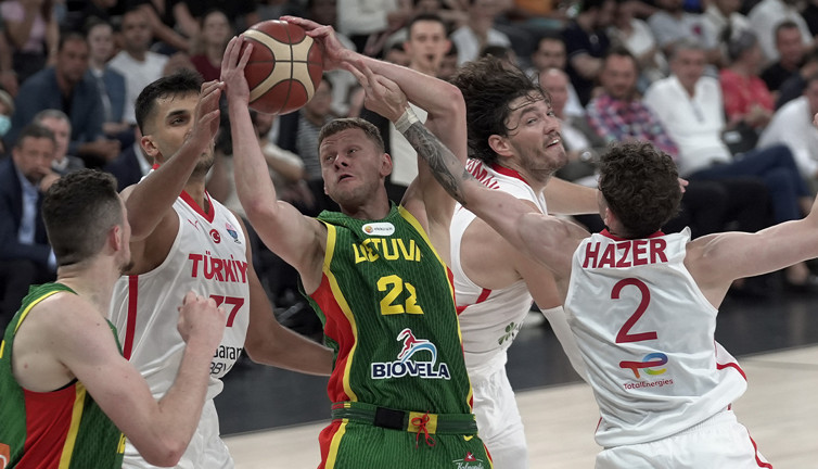 12 Dev Adam'dan tatsız prova!