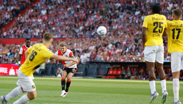 Feyenoord, Kadıköy'e moralli geliyor!