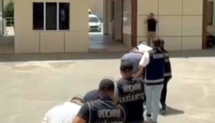 Gaziantep’te tefecilere operasyon! Çok sayıda pos cihazı ele geçirildi