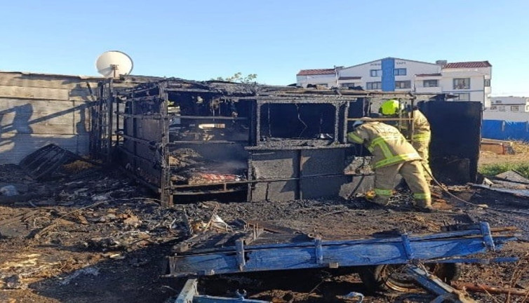 Erdek’te baraka yangını: İtfaiye hızla müdahale etti!
