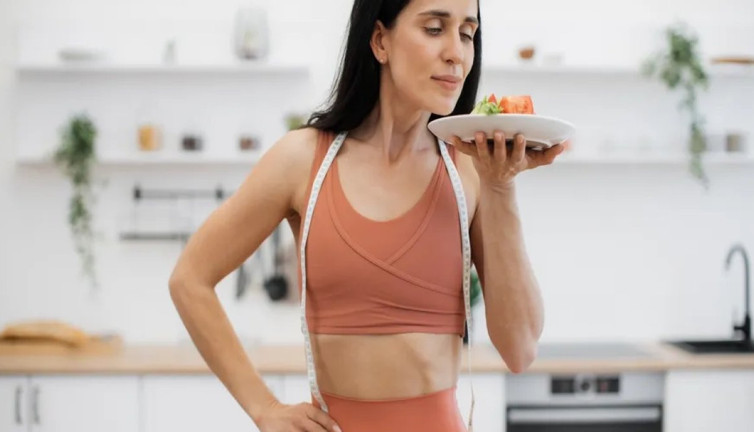 Beyni ele geçirip kilo aldırıyorlar! İştahınızı tetikleyen besinler ortaya çıktı