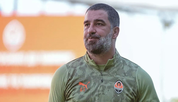 Arda Turan ayağının tozuyla Ukrayna'da da olay oldu!