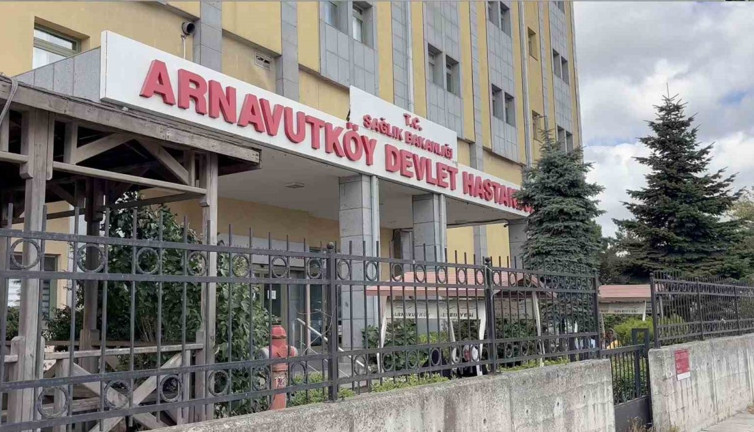 Mezarlık önünde cinayet: Kardeşini öldürdü!