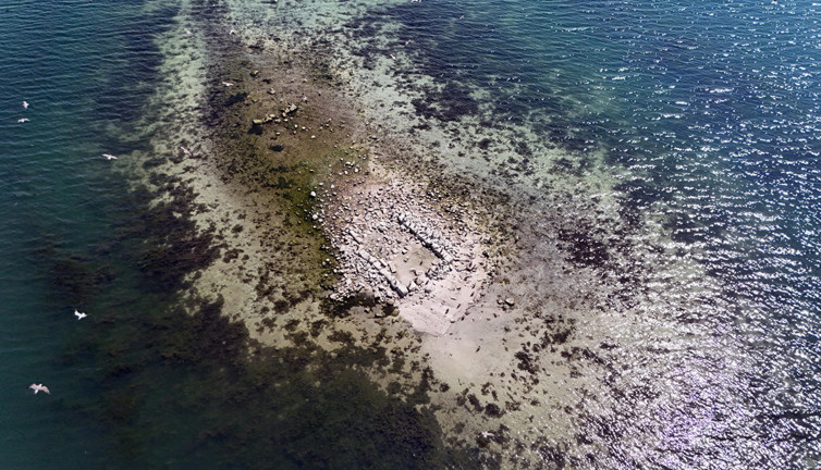 Su çekildi, Sapanca’da tarihi kilise gün yüzüne cıktı
