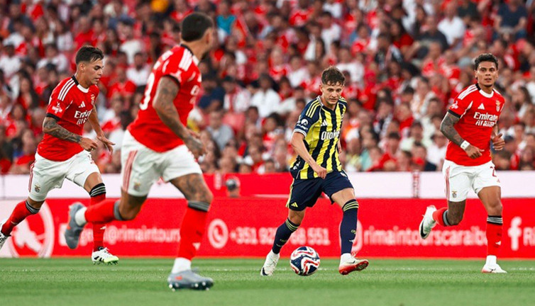 Benfica'da forma giyen Fenerbahçe'nin eski oyuncusundan paylaşım!