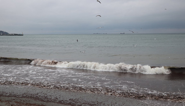Tekirdağ’da 'Poyraz' alarmı: Gemiler açıkta bekliyor!
