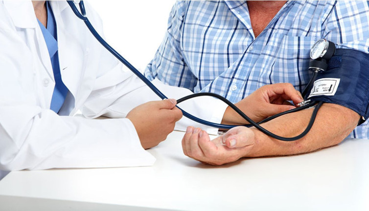 Tansiyonu tehdit eden yaz sıcakları! Uzmanlardan hayat kurtaran 5 tüyo