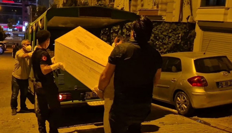 Kötü koku korkunç durumu ortaya çıkardı! Günlerce sonra bulundu