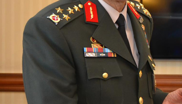 Komutanlar Bakan olabilmek için şimdiden yarışa girişti! Akar ve Güler ile yol açıldı