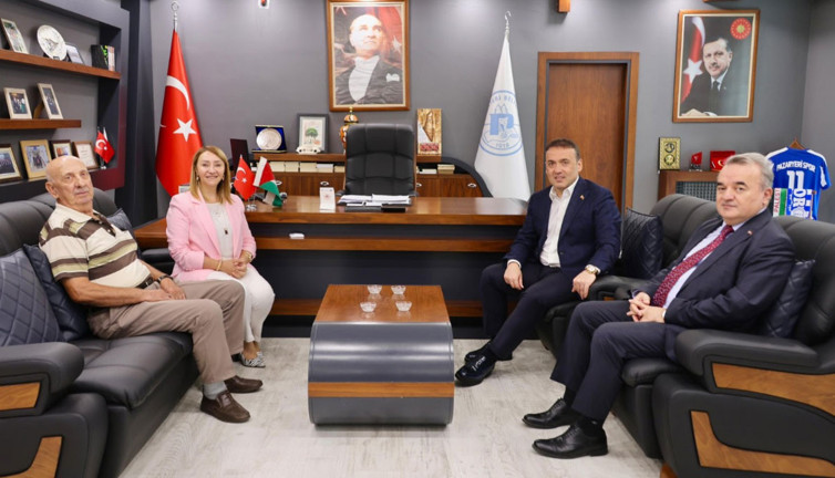 Vali Sözer’in Pazaryeri temasları!