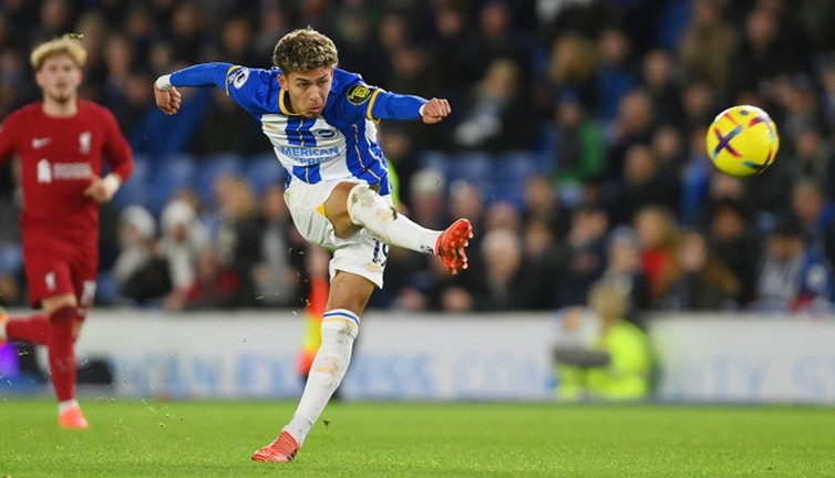 Fenerbahçe, Ferdi Kadıoğlu'nun takım arkadaşı için devrede