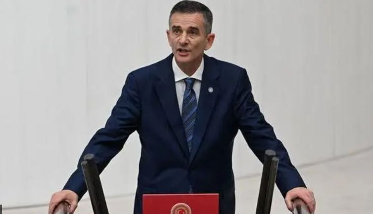 "Üç kere AKP'den transfer teklifi aldım" Milletvekilinden ortalığı karıştıracak itiraf