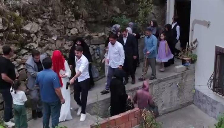 Trabzon'da gelin alma töreninde korku dolu anlar! Bir ölü, iki yaralı