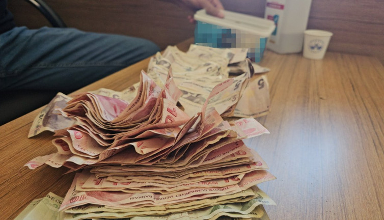 Dilencilerin saatlik kazancı şoke etti