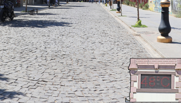 Termometreler 48 dereceyi gördü! Kentte hayat durma noktasında