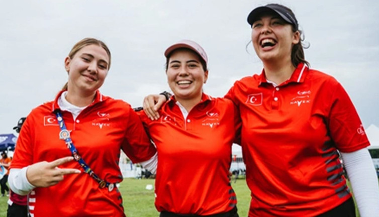 Dünya şampiyonluğunu nişanladılar, hedefi tam 12'den vurdular!