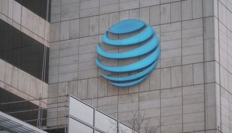 Telekom devinden dev satın alma