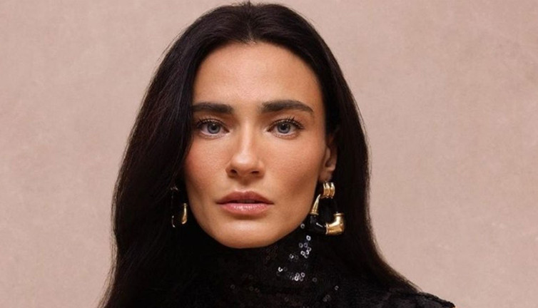 Saadet Işıl Aksoy maruz kaldığı tacizi yıllar sonra itiraf etti! "Yaşım ilerledikçe taciz şekil değiştirdi”