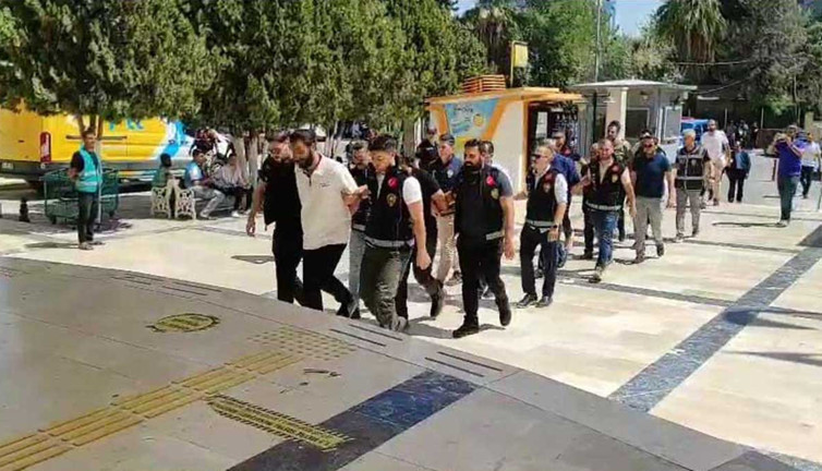 Şanlıurfa’da maskeli çete çökertildi