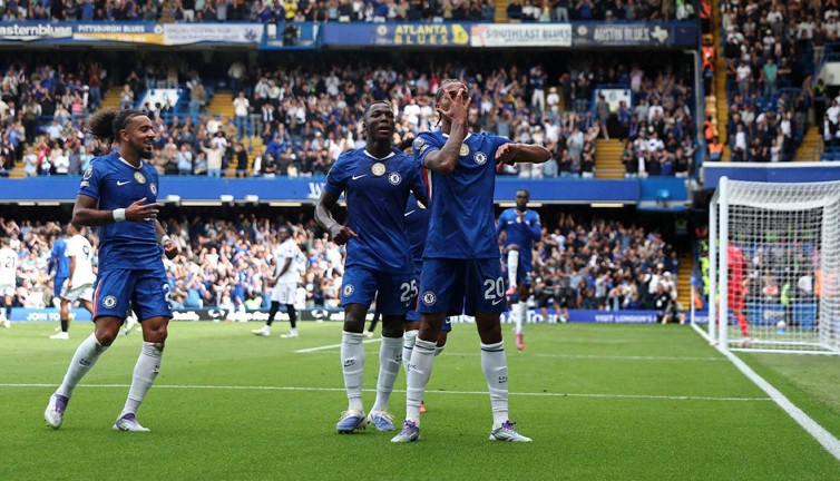 Chelsea'de Palmer yoksa Joao Pedro var