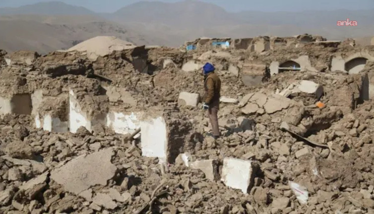 Afganistan'daki depremde bilanço ağırlaşıyor! Ölü sayısı 800'ü aştı